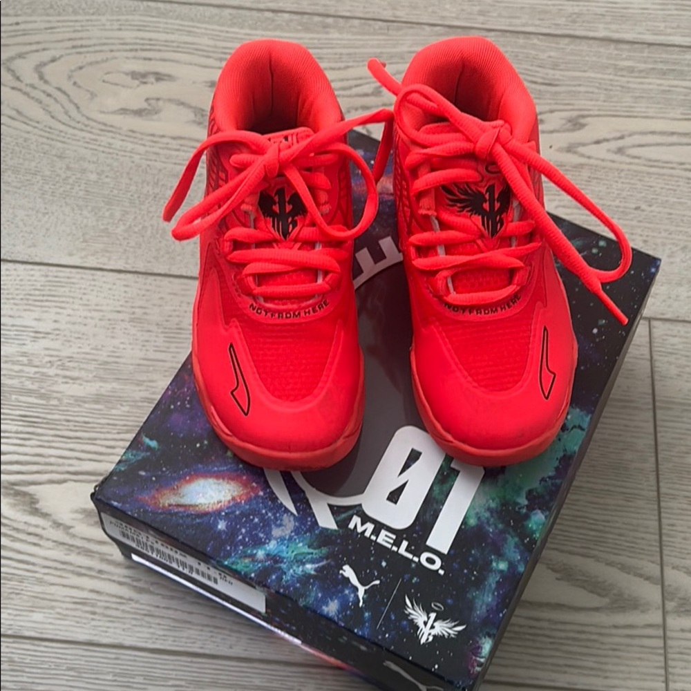 M.E.L.O. Kids shoes